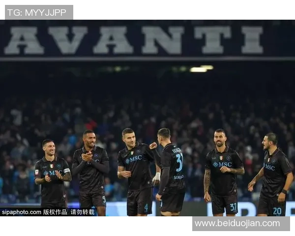 德甲精彩对决国米与那不勒斯战成平局神扑瞬间引发全场热议