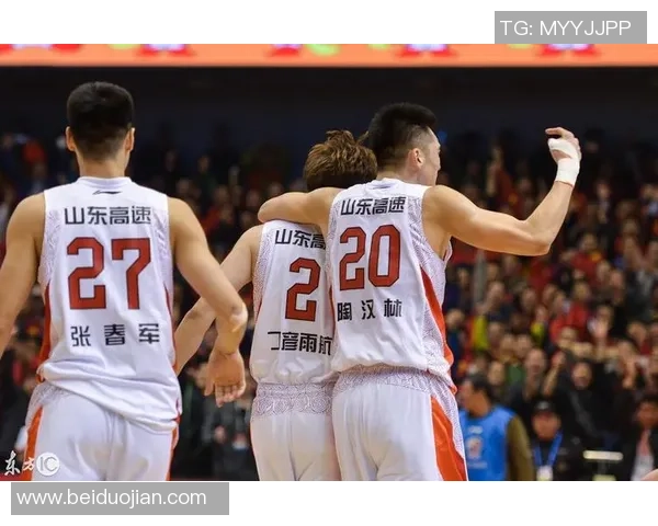 中超精彩对决里昂逆转莱比锡绝杀瞬间点燃全场激情