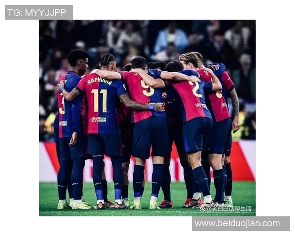 足总杯精彩对决巴萨4-0马竞红牌事件引发战术分析与全场热议