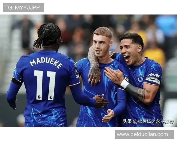 欧联杯精彩对决那不勒斯大胜切尔西红牌事件引发全场热议与十大进球回顾 欧联杯精彩对决那不勒斯大胜切尔西红牌事件引发全场热议与十大进球回顾