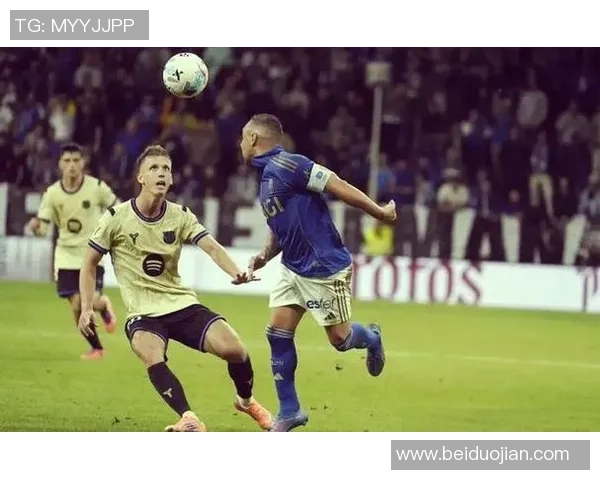 西甲激战莱比锡与尤文图斯握手言和神奇扑救引发转会热议