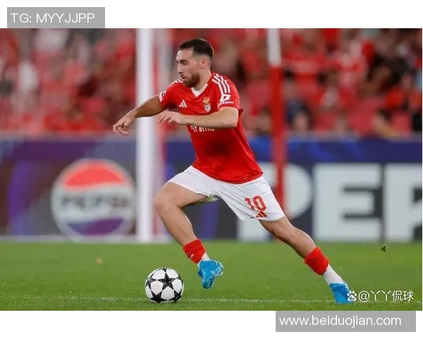 欧冠经典对决曼联逆转本菲卡补时绝杀引全场狂欢 欧冠经典对决曼联逆转本菲卡补时绝杀引全场狂欢