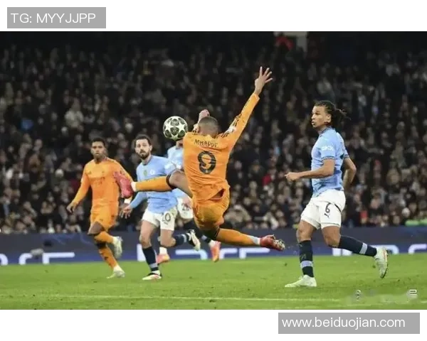 意甲激战曼城逆转巴萨补时进球引发全场狂欢战术分析揭秘
